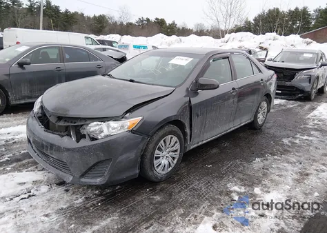 2012 Toyota Camry Le z USA, uszkodzony, nr VIN 4T1BF1FK3CU053029